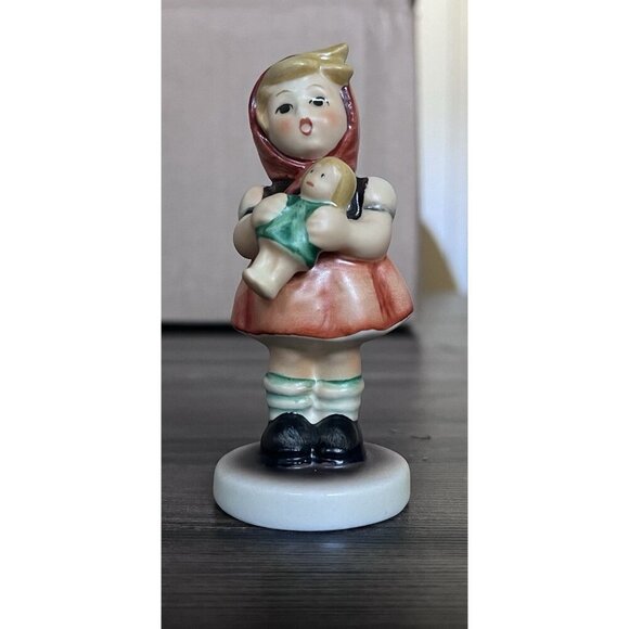 Vintage Goebel Hummel Germany Girl With Doll 239B 1967 - Picture 1 of 6